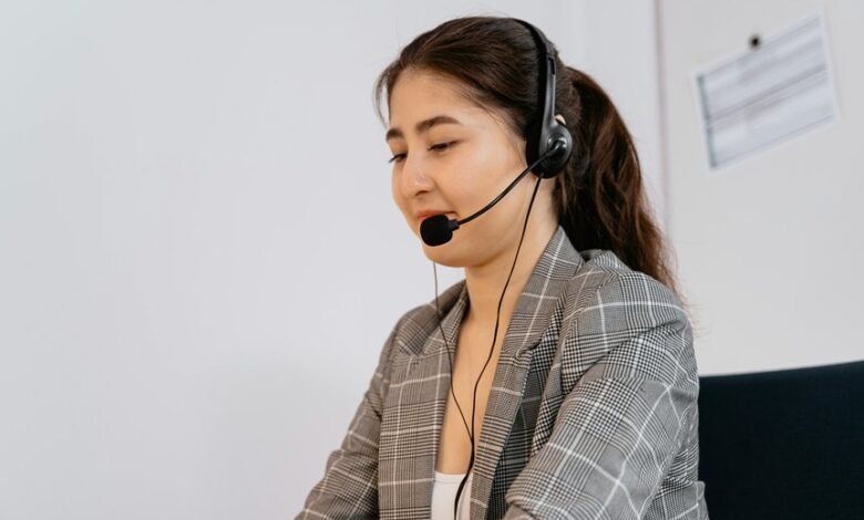 professional tech hotline 0800 300 7837